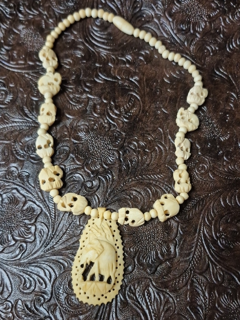 Vintage Hand-Carved Bone Elephant Pendant Necklace - Unbranded